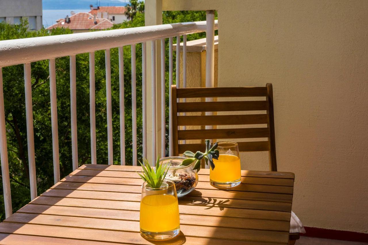 Sunrise View Balcony Apartment Split Exterior photo