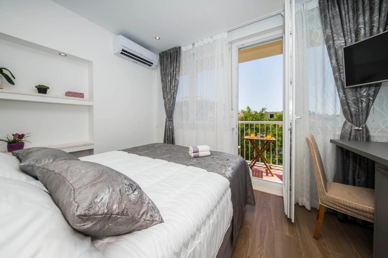 Sunrise View Balcony Apartment Split Exterior photo