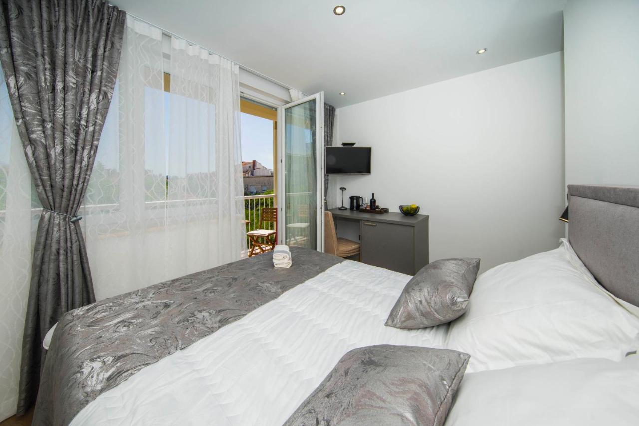 Sunrise View Balcony Apartment Split Exterior photo